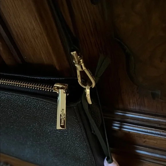 Kate Spade Black Crossbody Clutch Convertible Bag With Removable Strap - Picture 7 of 7